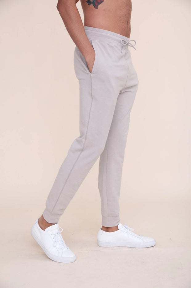 <h3>JOGGERS</h3>