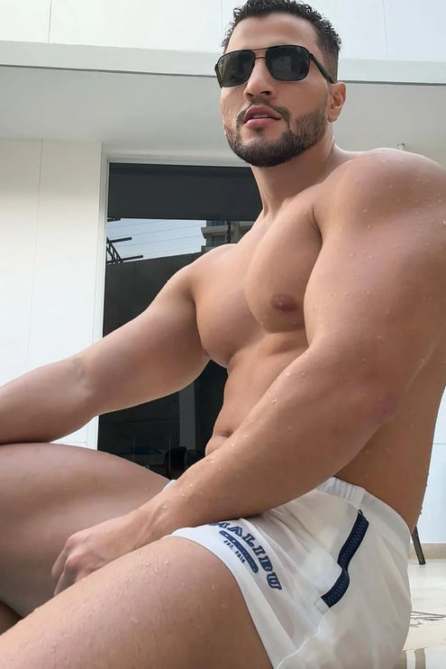 JJ Malibu Karma 2" short w/zipper pockets white