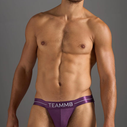 Teamm8 Icon Sport brief modal grape